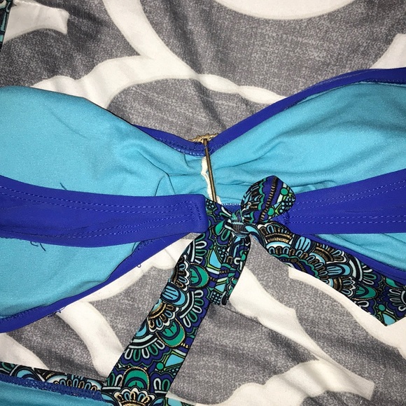 Bikini Set 💙 - Picture 3 of 4